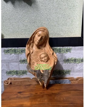 Đức Mẹ Bế Chúa